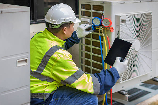 Professional Hvac Maintenance technician working in Woodside, CA
